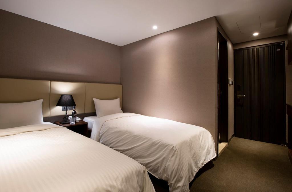 Noble Hotel Taipei Dış mekan fotoğraf