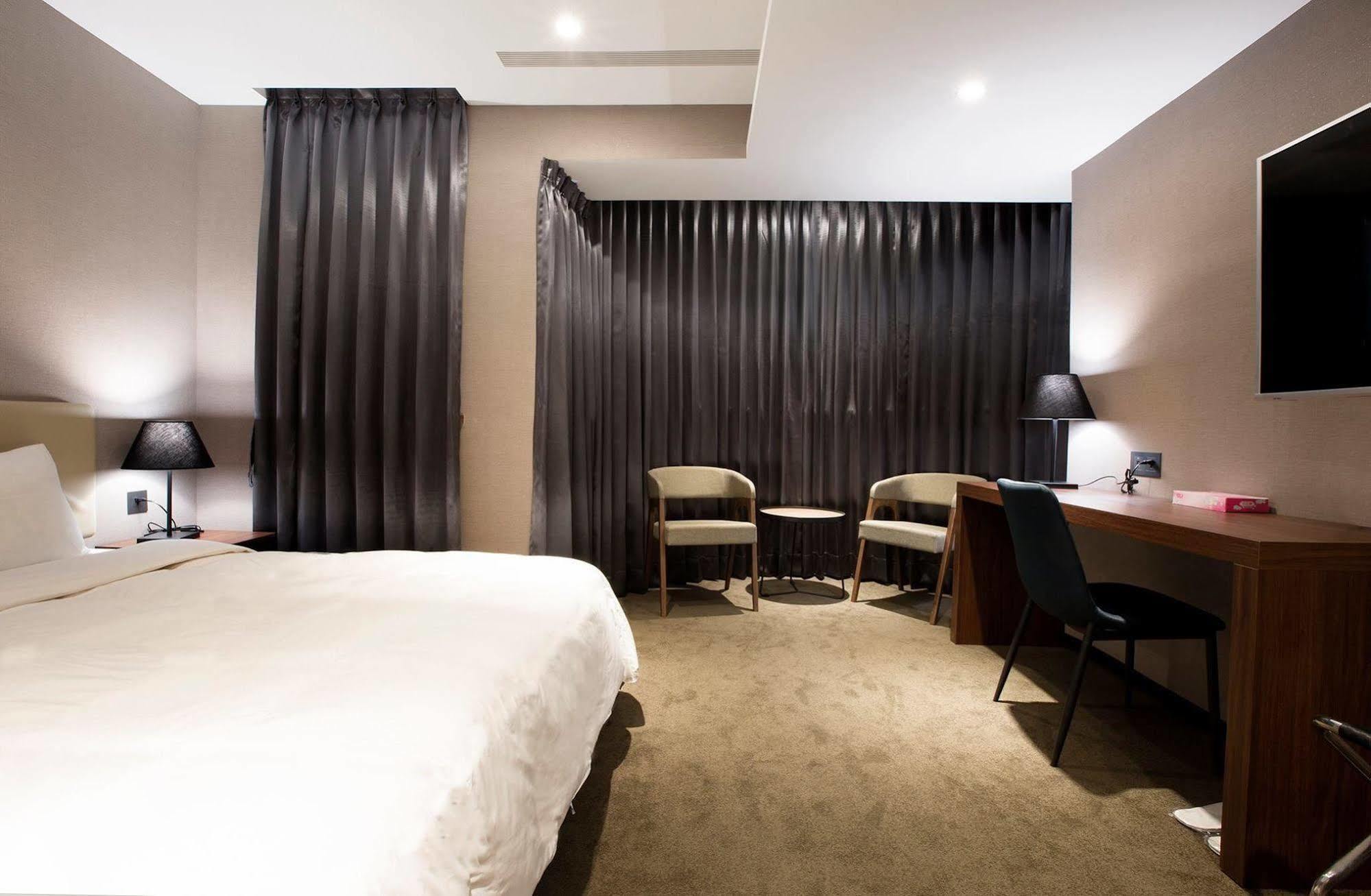 Noble Hotel Taipei Dış mekan fotoğraf